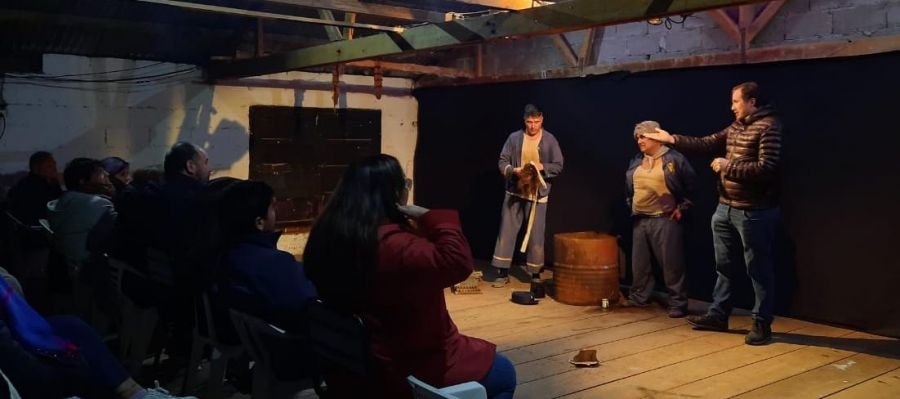 Se realizó la presentación del catálogo teatral "Escénicas Santa Cruz"
