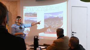 Turismo de El Chaltén brindó una charla informativa en Casa de Santa Cruz