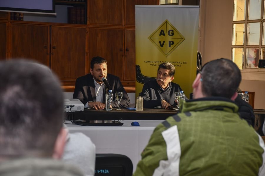 Vialidad Provincial destacó las acciones que concreta en distintos puntos de Santa Cruz