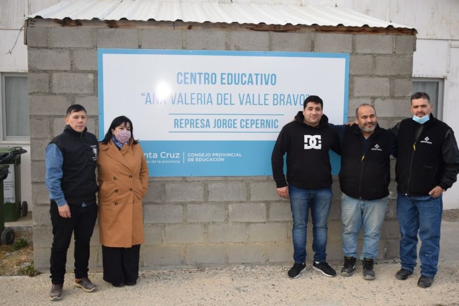 Pusieron el nombre de "Ana Valeria del Valle Bravo" al Centro Educativo de las Represas Hidroeléctricas