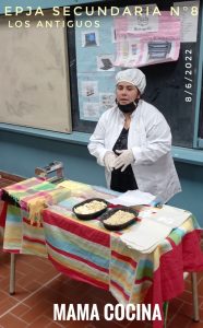 Estudiantes de EPJA Secundaria Nº8 desarrollaron una exposición de proyectos productivos
