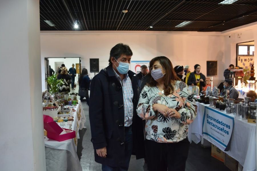 “Hecho Por Mi” convocó a emprendedorxs santacruceñxs en el Complejo Cultural