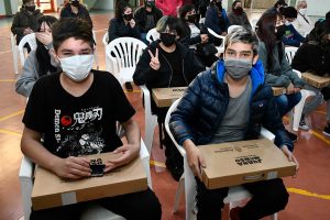 Educación impulsó la entrega de notebooks en el marco del Plan Conectar Igualdad