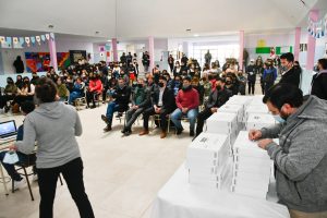 Educación impulsó la entrega de notebooks en el marco del Plan Conectar Igualdad