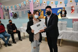 Educación impulsó la entrega de notebooks en el marco del Plan Conectar Igualdad