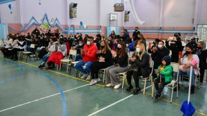 Estudiantes de Escuelas Primarias de Santa Cruz realizaron la Promesa a la Bandera