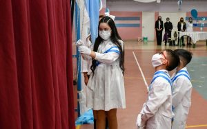 Estudiantes de Escuelas Primarias de Santa Cruz realizaron la Promesa a la Bandera