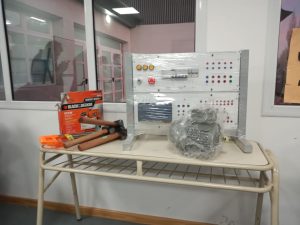 Entregaron equipamiento a la Escuela industrial Nº11 de Perito Moreno