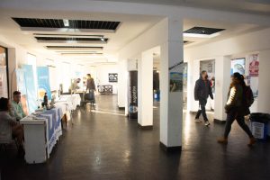 Teatro, música, talleres, charlas y arte en la sexta jornada de la 28° Feria del Libro