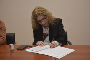 “Descuentos Mayores”: Firmaron convenios con la Asociación de Bioquímicos y la Cámara de Comercio de Río Gallegos