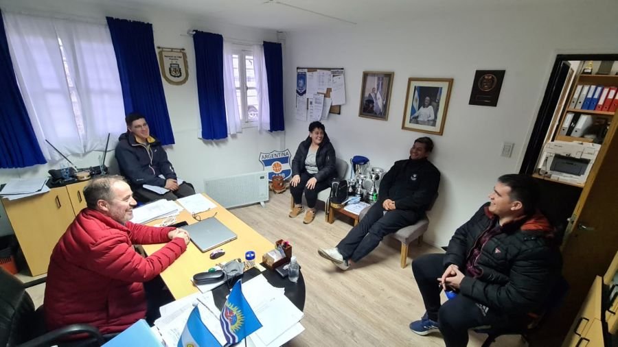 Encuentro de trabajo con autoridades deportivas de Puerto Deseado
