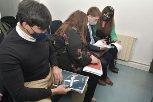 El Gobierno realizó el acto licitatorio para la adquisición de una aeronave