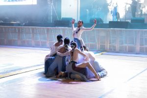 Cientos de personas vibraron al ritmo del folclore en la Gran Peña Popular