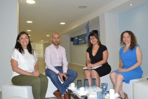 Embajadora de Costa Rica visitó la Casa de Santa Cruz