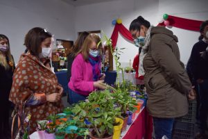 La feria “Hecho por mí” congregó a emprendedorxs santacruceñxs en el Complejo Cultural