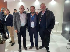 Sergio Massa visitó el stand del Instituto de Energía en el AOG Patagonia 2022