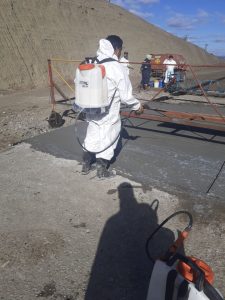 Tareas de hormigonado en la Ruta Provincial N° 12