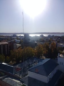 Comenzaron los trabajos de desmonte de la vieja antena de comunicaciones de Casa de Gobierno