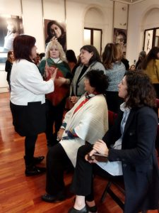 Santa Cruz participó de conversatorio por los 30 años de la creación del Consejo Nacional de la Mujer