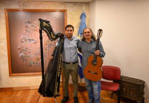 El arpista Cristian Romero se presentó en la Casa de Santa Cruz