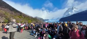 Estudiantes llevan adelante experiencias educativas en el Parque Nacional Los Glaciares