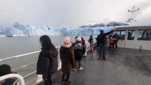 Estudiantes llevan adelante experiencias educativas en el Parque Nacional Los Glaciares