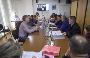 Educación convocó a legisladores para ampliar la información sobre Mantenimiento Escolar