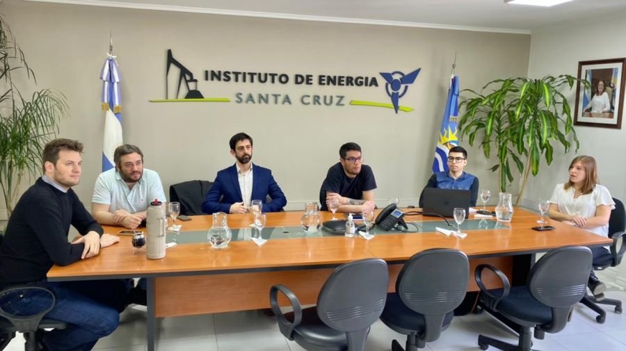 Articulan acciones para una nueva normativa referida a ductos