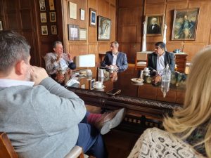 Salud y la Universidad de Buenos Aires avanzan en convenio para impulsar la presencia de especialistas en Santa Cruz