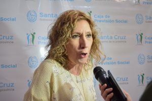 Más de 300 jubilados y jubiladas disfrutaron del té bingo de la Caja de Previsión Social