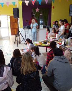 La feria “Hecho por Mí” congregó a emprendedores y emprendedoras peritenses