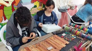 La feria “Hecho por Mí” congregó a emprendedores y emprendedoras peritenses