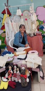 La feria “Hecho por Mí” congregó a emprendedores y emprendedoras peritenses