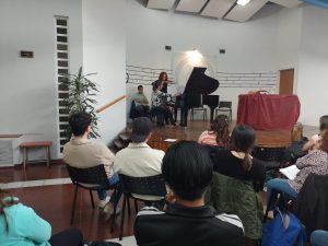 La pianista Lilia Salsano desarrolló una masterclass de piano en el Conservatorio de Música