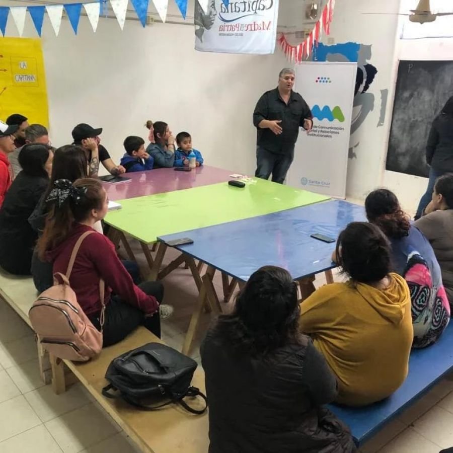 El Gobierno Provincial implementa el Plan de Colectivos Comunicacionales en Zona Norte