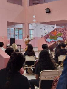 Presentaron el “Cancionero Popular Santacruceño” en el IPES-CO