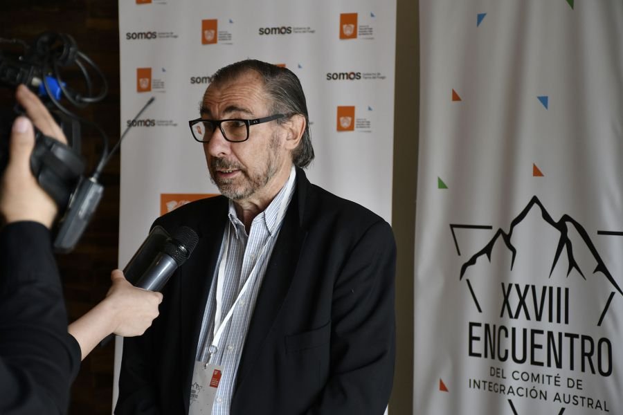 Trucco: “Santa Cruz apunta a la pronta conexión de los puestos fronterizos”