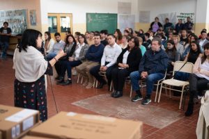 Velázquez: “La política es llegar con derechos y poder trabajar de manera colectiva”