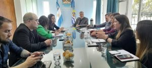 El Gobierno Provincial se reunió con el titular del Municipio de Pico Truncado y su equipo