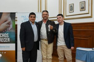 Destacaron la importancia de la llegada de ambulancias e insumos a los hospitales de la provincia