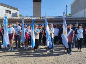 Inauguraron la Primera Feria “Liderar Jóvenes” en Caleta Olivia