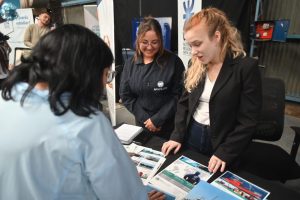 Inauguraron la Primera Feria “Liderar Jóvenes” en Caleta Olivia
