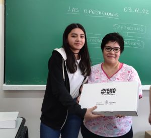 Avanzan con la entrega de notebooks del Plan Conectar Igualdad en Zona Norte