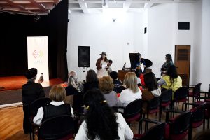 Marta Saborido presentó “Mensajes para el niño de campo” en el Complejo Cultural Santa Cruz