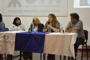Velázquez: “Estas herramientas nos enlazan unos a otros como comunidad de aprendizaje”