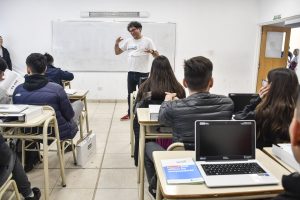 Dieron a conocer a estudiantes secundarios el Plan Nacional de Inclusión Digital Educativa
