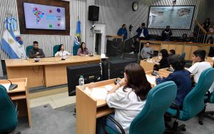 Estudiantes santacruceñxs participaron de la sesión y acto de cierre del Parlamento Juvenil del Mercosur 2022