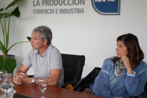 Producción se reunió con una comitiva de Italia