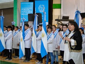Velázquez: “Los Proyectos de los estudiantes reflejan la identidad Santacruceña”