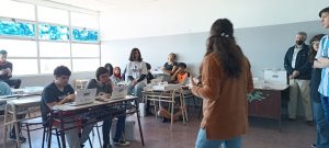 Continúan entregando notebook a estudiantes de Educación Secundaria